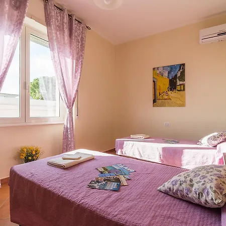 Casa Giovanni Apartment *